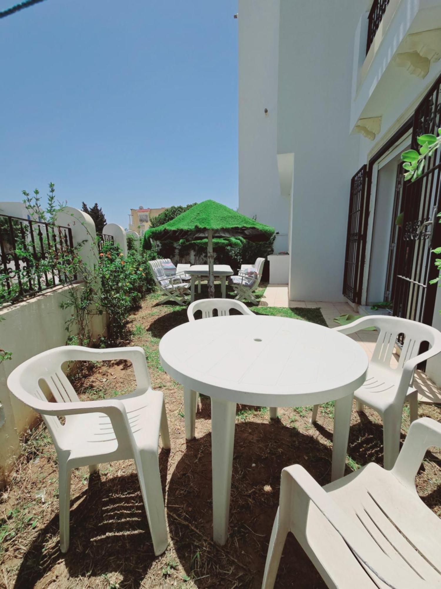 Karray Salon 2 Rdc Avec Jardin *