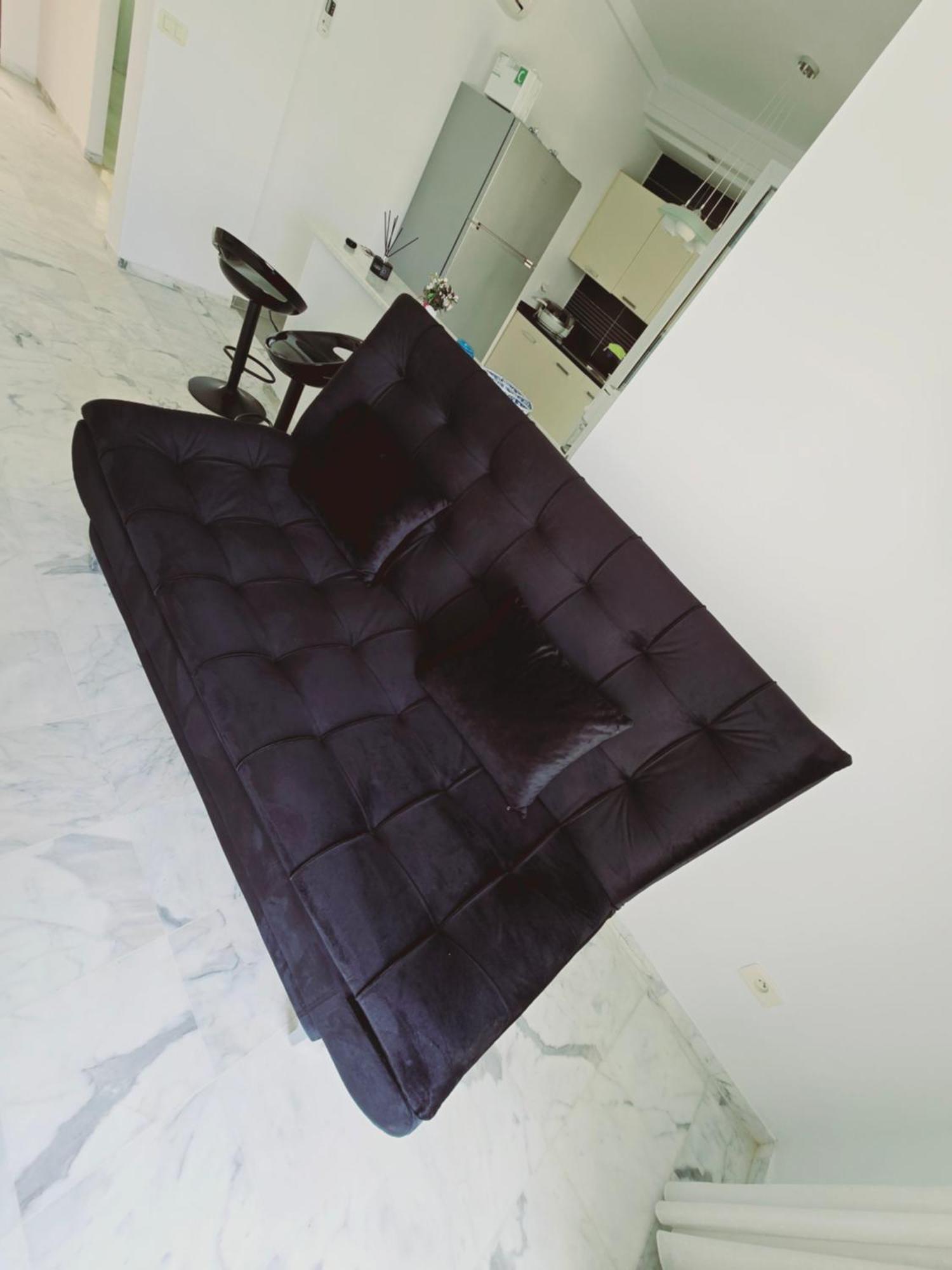 Apartment Karray Salon 2 Rdc Avec Jardin *