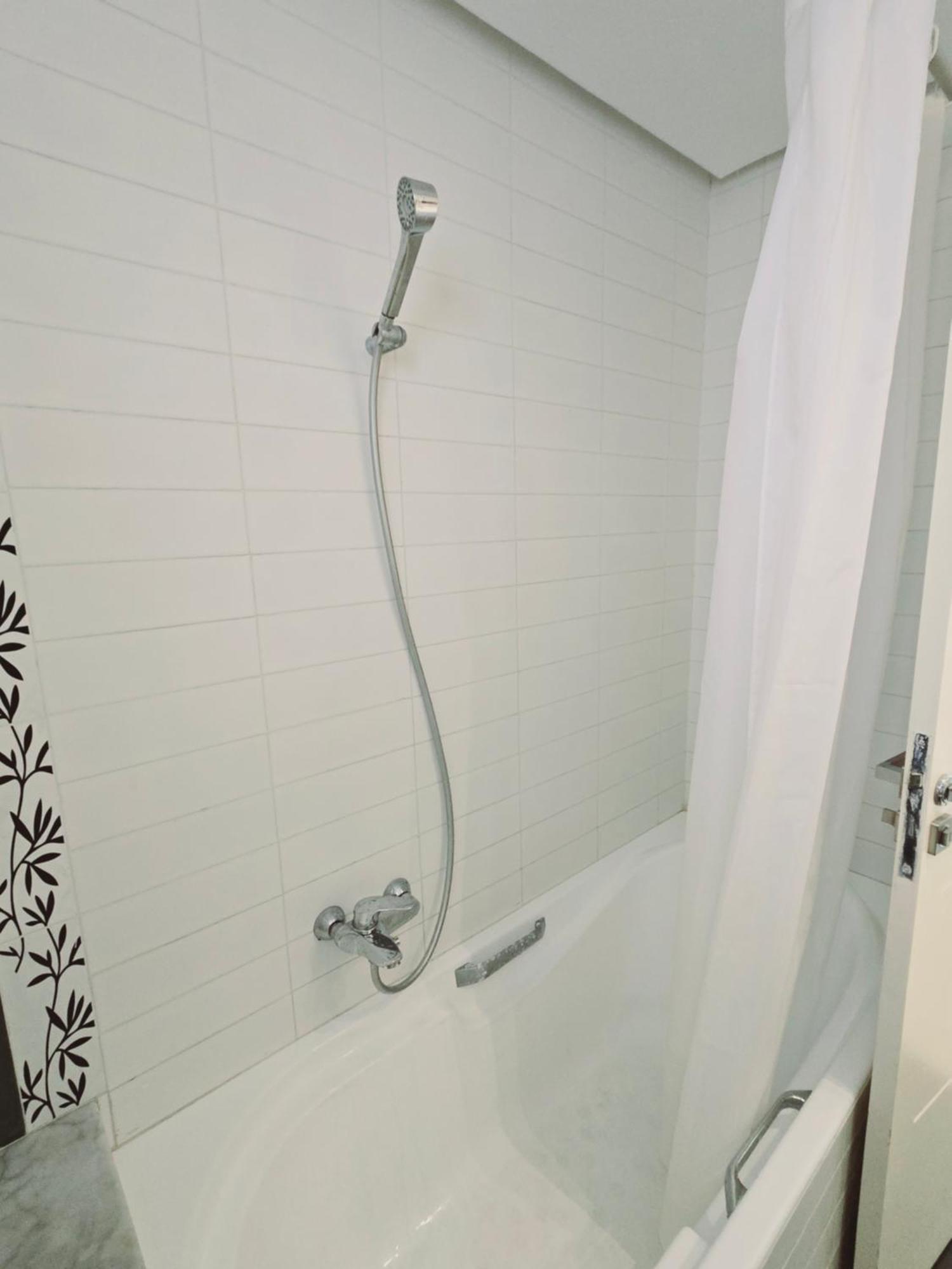Karray Salon 2 Rdc Avec Jardin * Hammamet