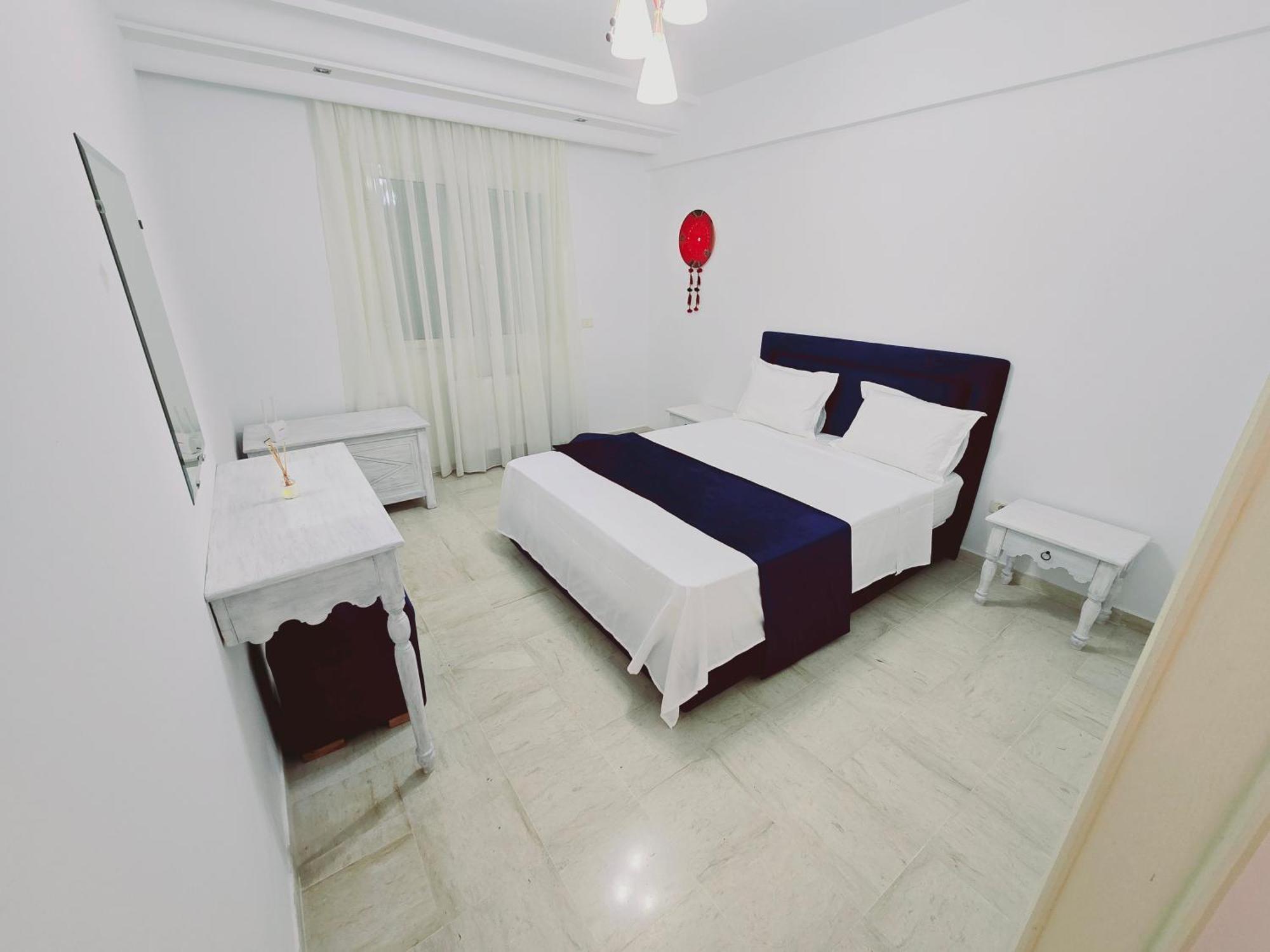 Karray Salon 2 Rdc Avec Jardin Hammamet