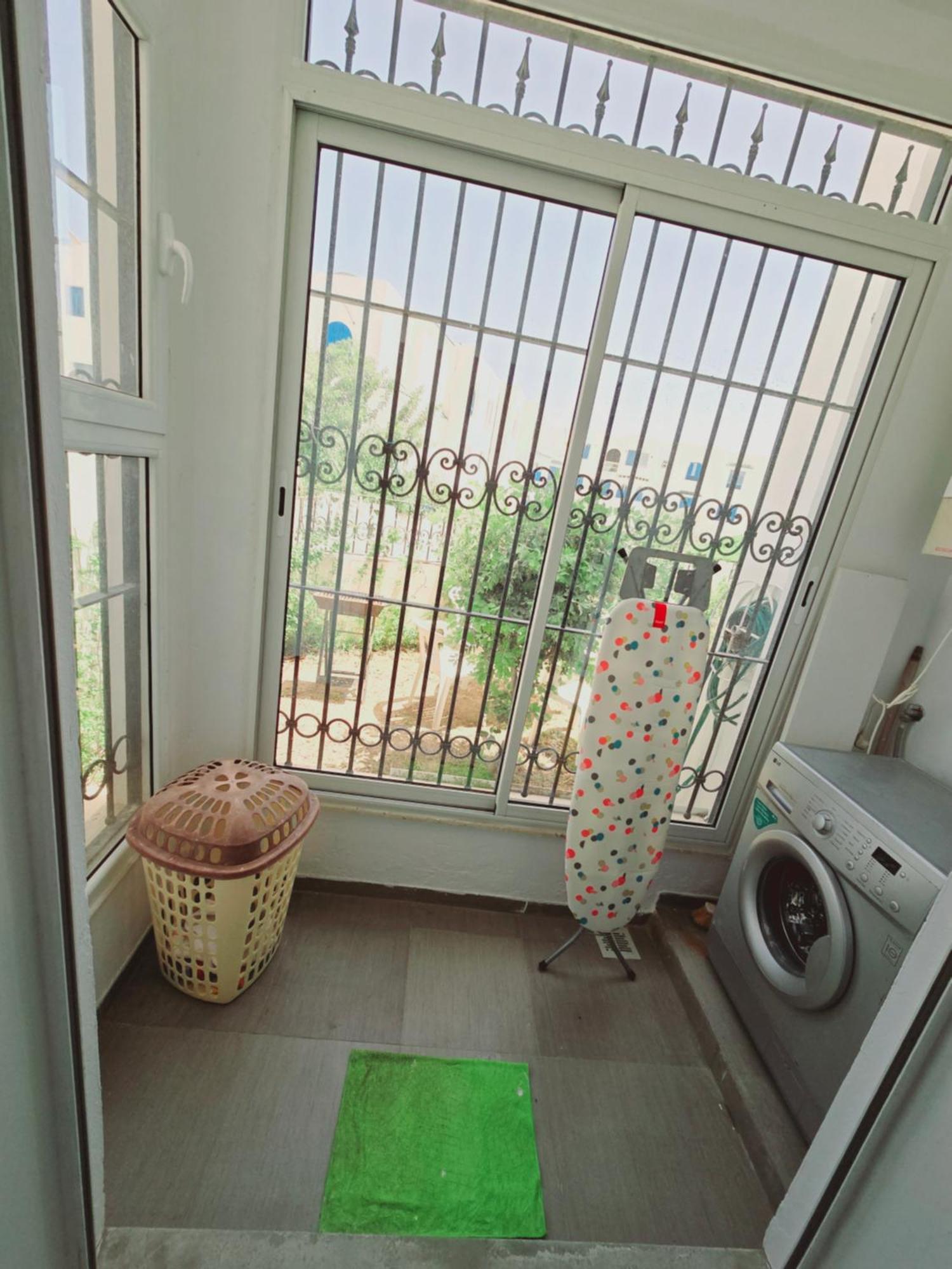 Karray Salon 2 Rdc Avec Jardin Apartment